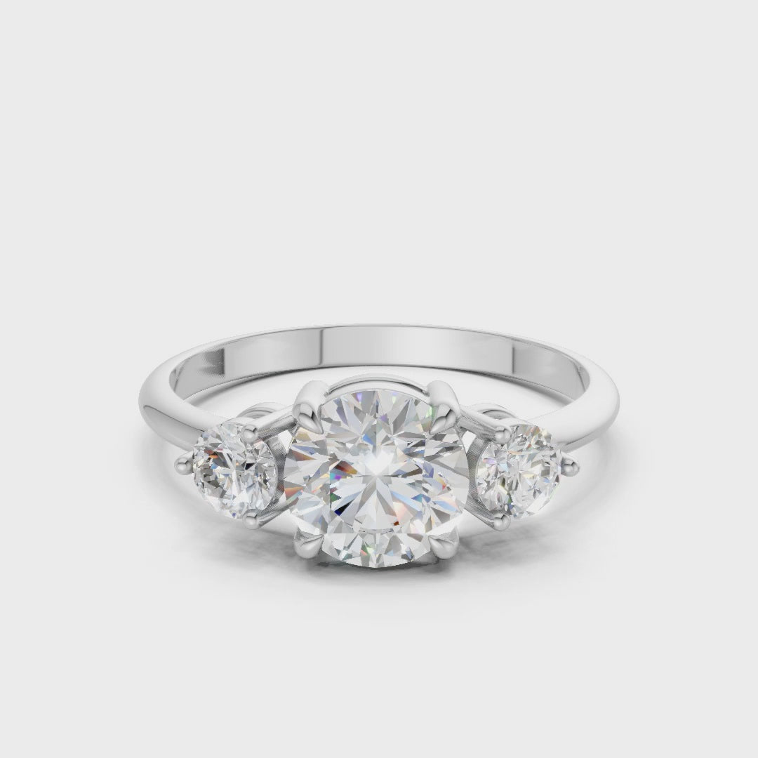 360° rotating video displaying radiant reflections from each diamond and the clean brilliance of white gold.