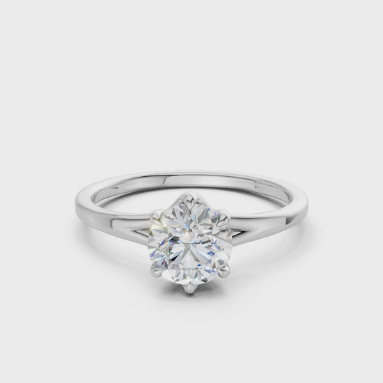 360° motion revealing the diamond’s internal fire and the refined brilliance of the white gold setting.