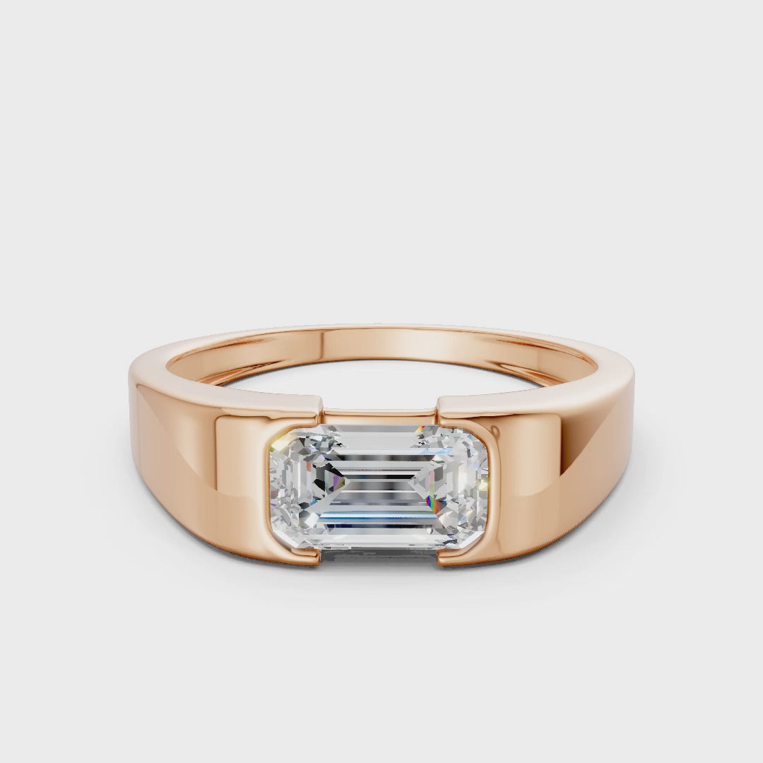 360° rotating clip revealing the interplay of light along the emerald facets and the gentle blush of the rose gold band.